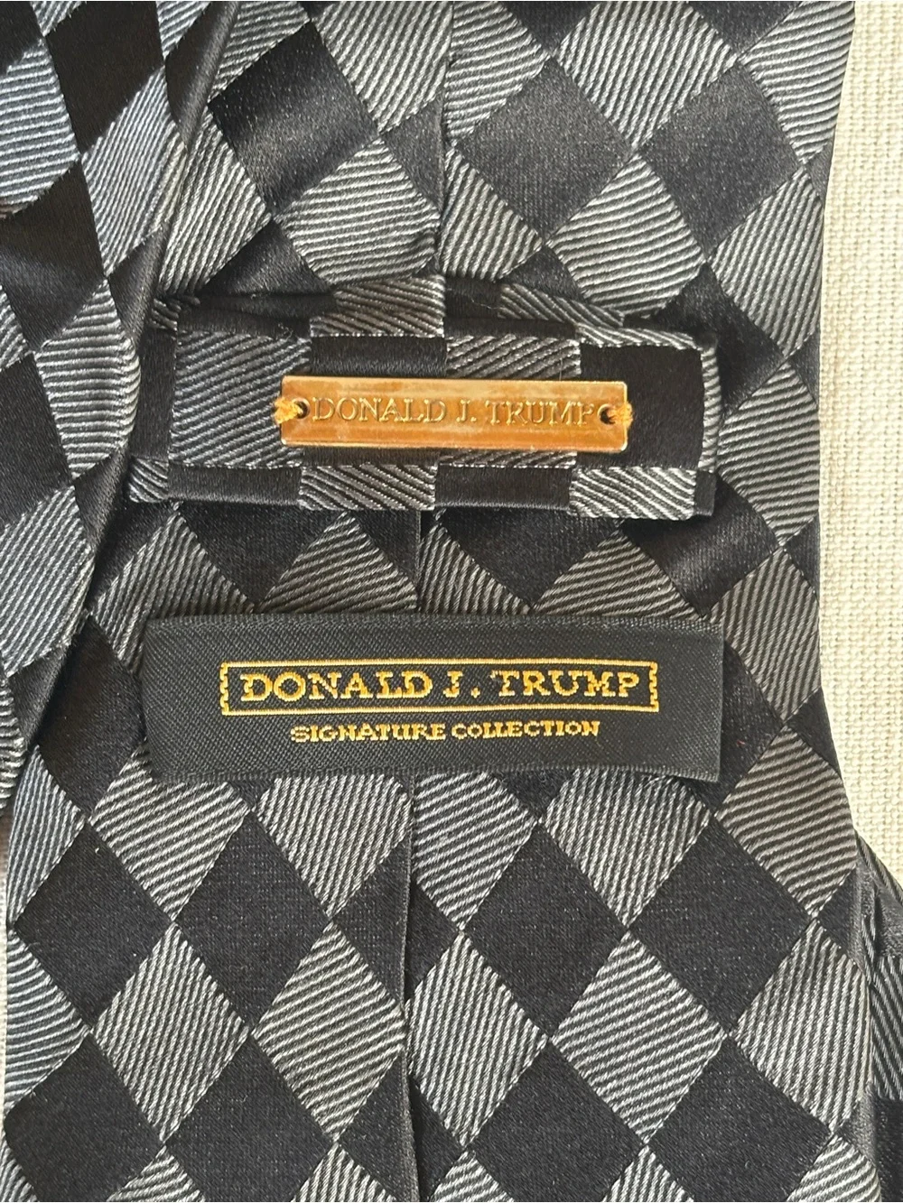 Donald J. Trump Signature Collection Black & Silver Checkered Silk Neck Tie